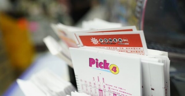 pick the right eos파워볼있는사이트 day to play Powerball